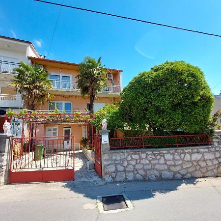 Apartment Tamarut Crikvenica Exterior foto