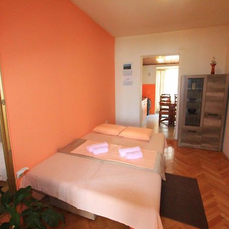 Apartment Tamarut Crikvenica Exterior foto