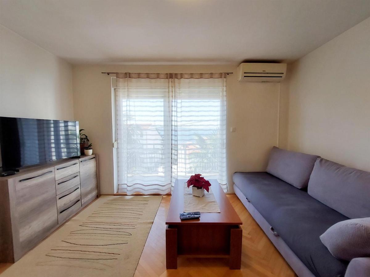 Apartment Tamarut Crikvenica Exterior foto